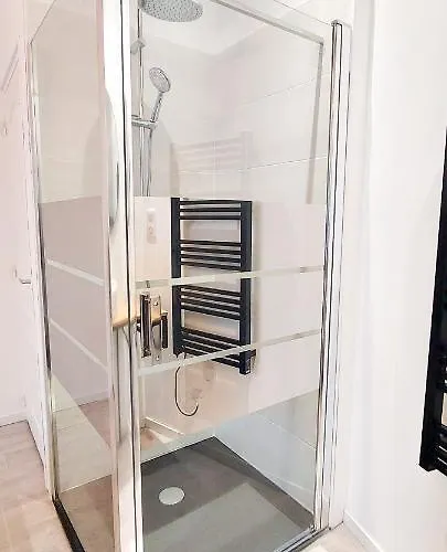 Artpink - Ideal Pros - Proche Commerces - Agathor * Montlucon